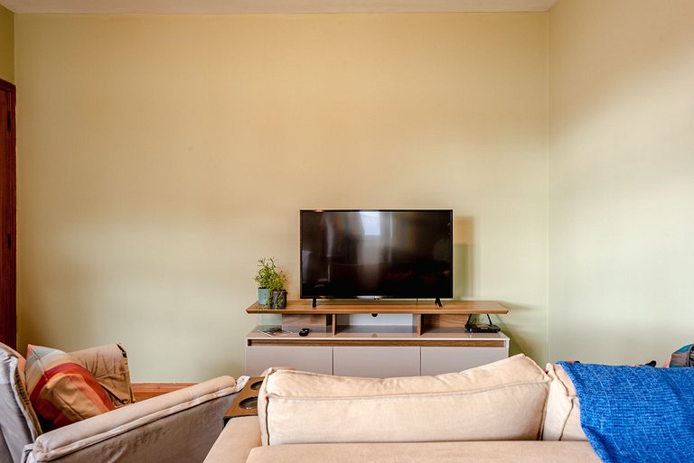 Novo apartamento no Capivari com lareira e aquecedores