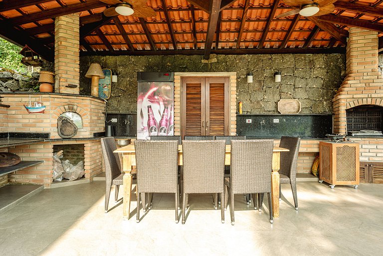 Casa sofisticada com sauna e piscina em Ubatuba