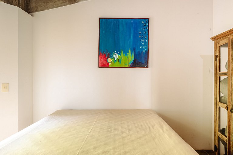 Casa em Condomínio na Praia das Toninhas com Vista para o Ma