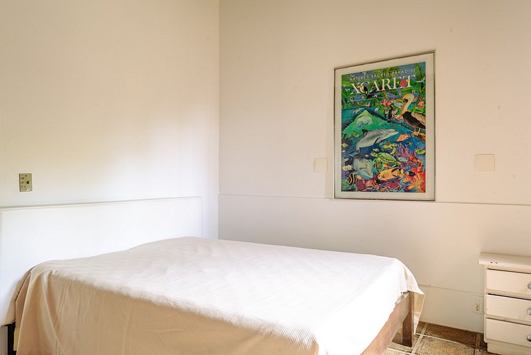 Casa em Condomínio na Praia das Toninhas com Vista para o Ma