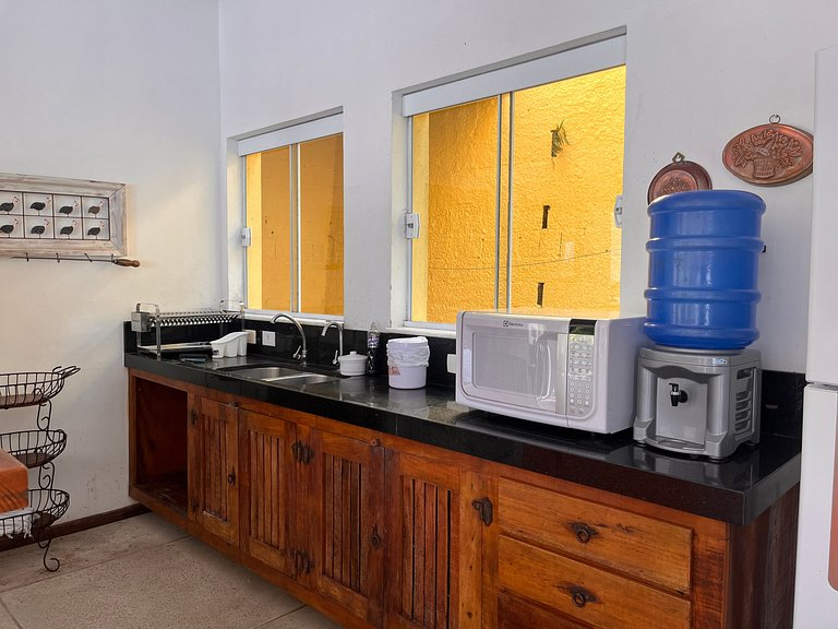 Casa com Piscina de Borda Infinita e Vista para o Mar l Ubat