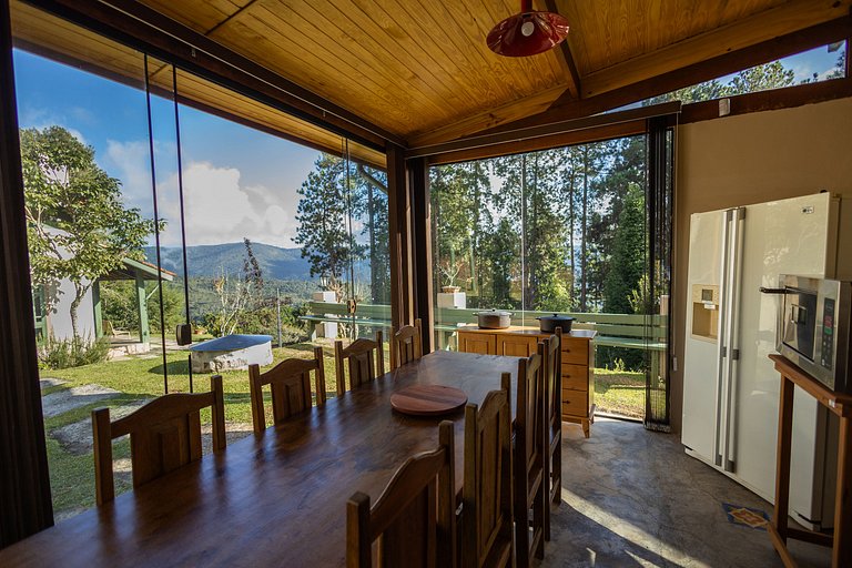 Casa do Sol – Vista, Lareira e Montanha em Campos do Jordão