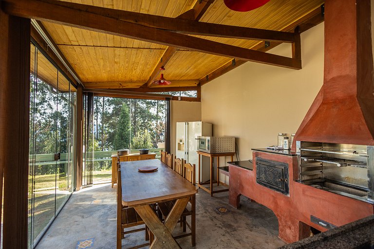 Casa do Sol – Vista, Lareira e Montanha em Campos do Jordão