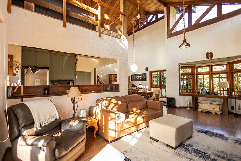 Casa do Sol – Vista, Lareira e Montanha em Campos do Jordão