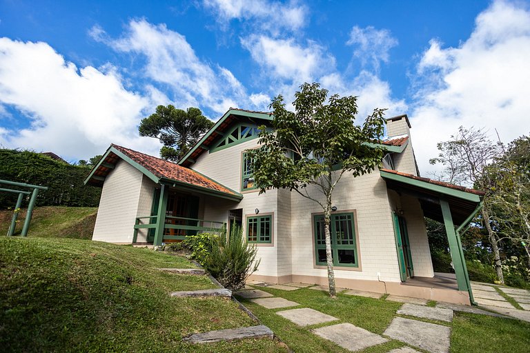 Casa do Sol – Vista, Lareira e Montanha em Campos do Jordão