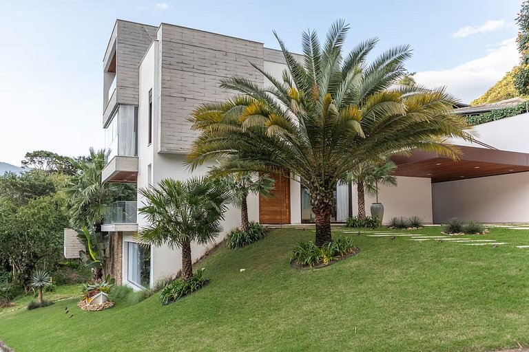 Conforto e Privacidade na Praia da Lagoinha