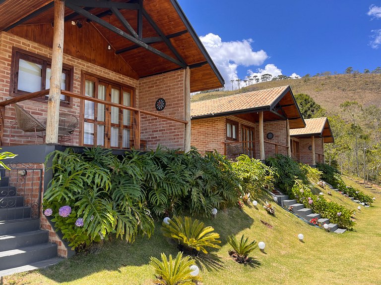 Vista e Lareira em Santo Antônio do Pinhal - 01