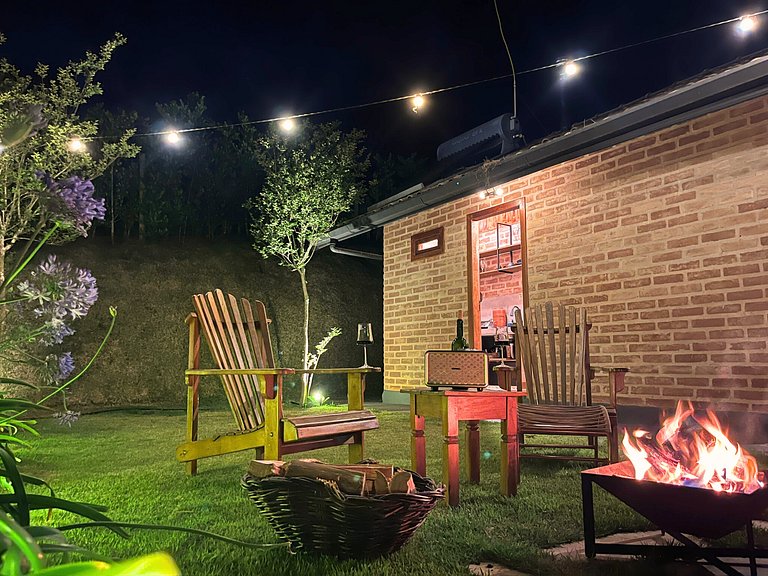 Chalé aconchegante em Santo Antônio do Pinhal - 03