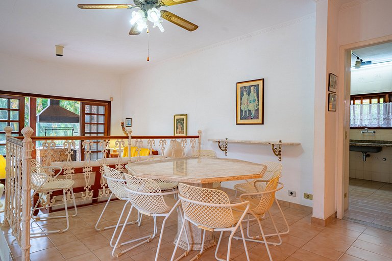 Casa confortável a 5 minutos da Praia das Cigarras