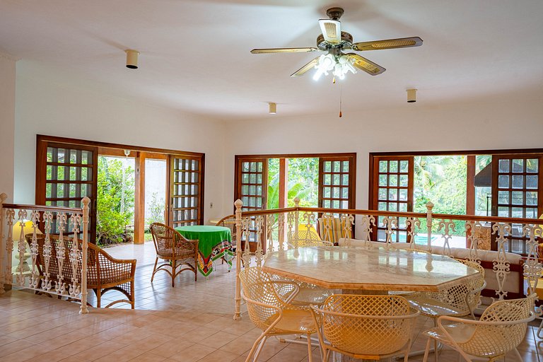 Casa confortável a 5 minutos da Praia das Cigarras