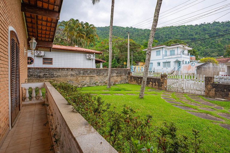 Casa confortável a 5 minutos da Praia das Cigarras