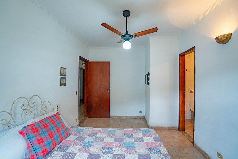 Casa confortável a 5 minutos da Praia das Cigarras