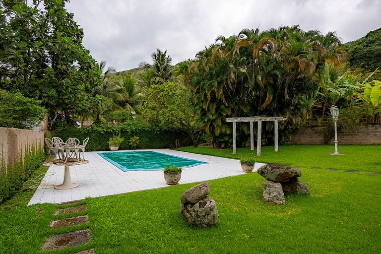 Casa confortável a 5 minutos da Praia das Cigarras